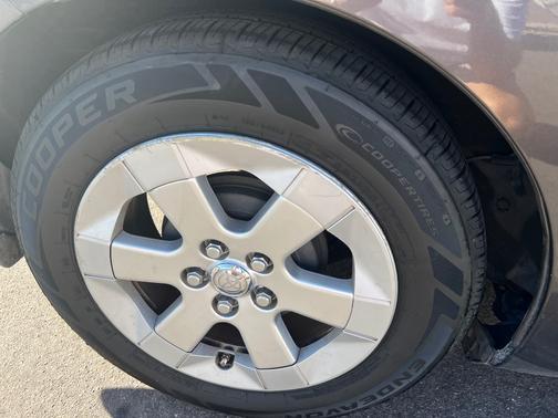 Gray 2008 Toyota Prius Touring