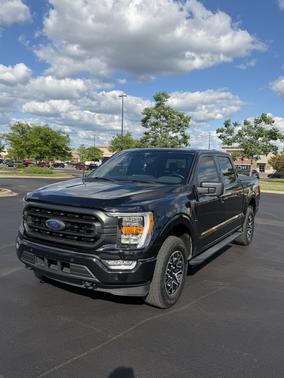 Black 2022 Ford F-150 XLT