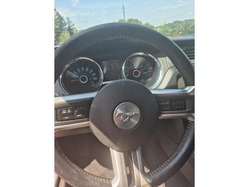 2013 Ford Mustang V6