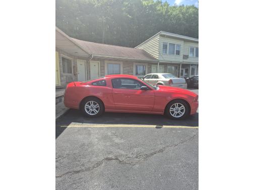 2013 Ford Mustang V6