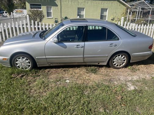 Silver 2001 Mercedes-Benz E-Class E320