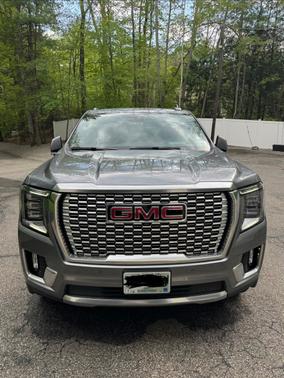 Gray 2022 GMC Yukon Denali