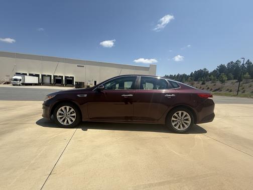 2016 Kia Optima LX