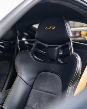 2016 Porsche Cayman Cayman GT4