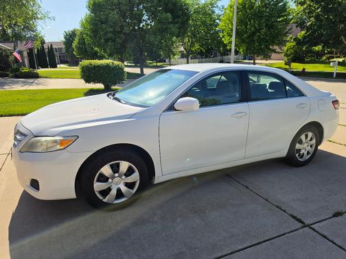 White 2010 Toyota Camry LE