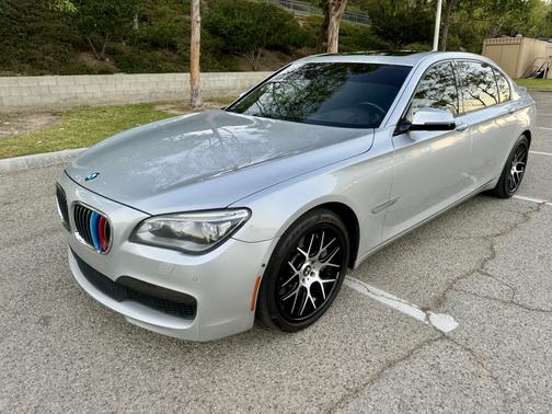2015 BMW 750 i