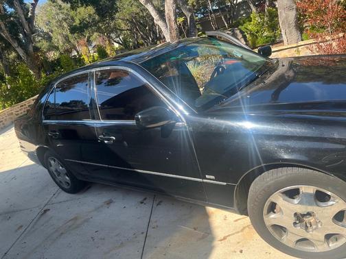 Black 2001 Lexus LS 430 Base