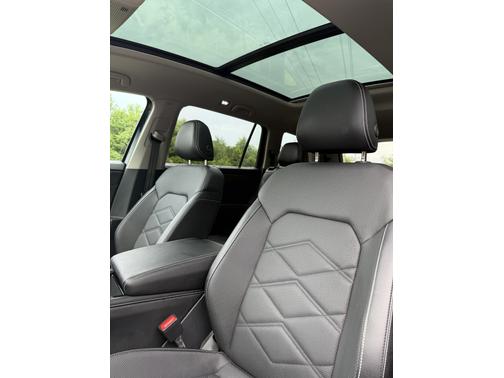2024 Volkswagen Atlas 2.0T SE w/Technology 4MOTION