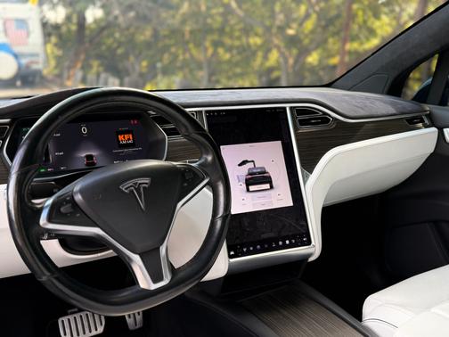 2016 Tesla Model X P90D