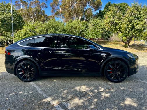 2016 Tesla Model X P90D