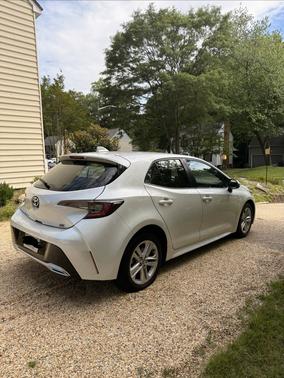 White 2019 Toyota Corolla SE