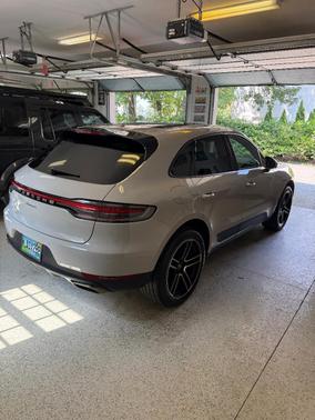 Gray 2021 Porsche Macan Macan