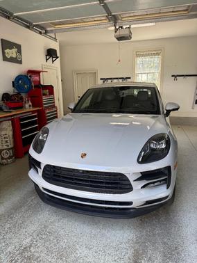 Gray 2021 Porsche Macan Macan