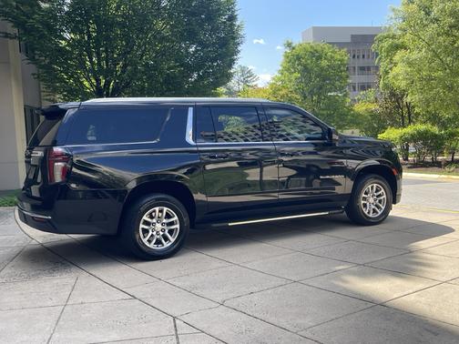 Black 2023 Chevrolet Suburban LS