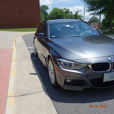 Gray 2018 BMW 330 i