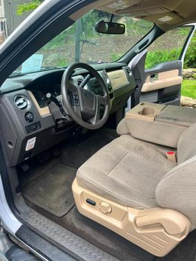 White 2011 Ford F-150 XLT