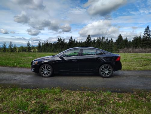 2017 Volvo S60 Inscription T5 Platinum