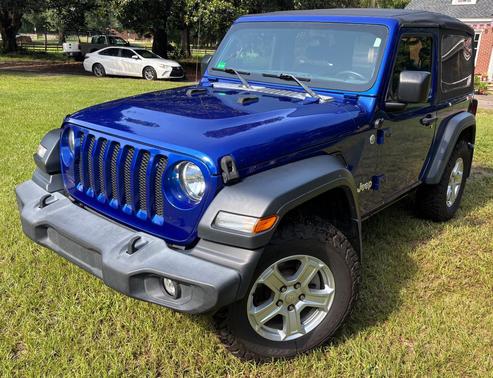 Blue 2019 Jeep Wrangler Sport