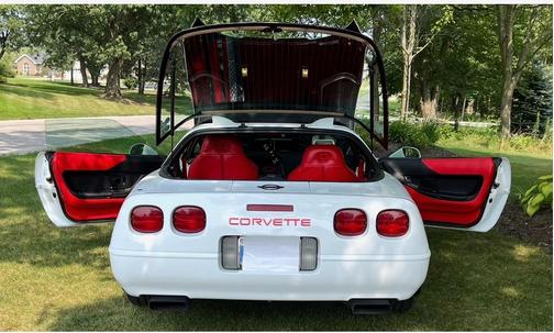 White 1996 Chevrolet Corvette Base