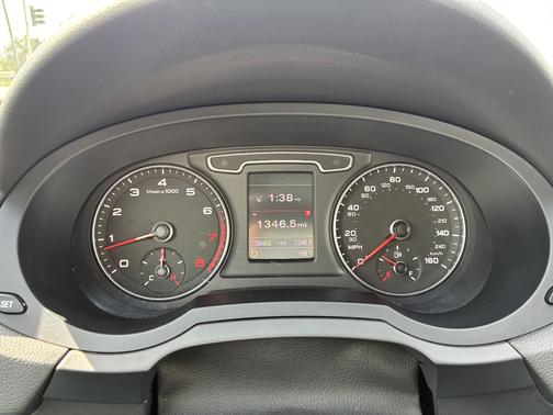 2015 Audi Q3 2.0T Prestige