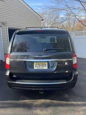 2013 Chrysler Town & Country Touring