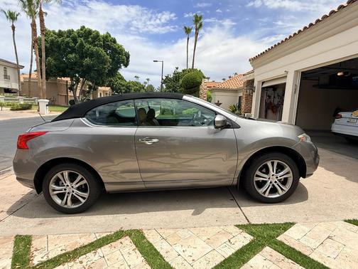 Gray 2011 Nissan Murano CrossCabriolet Base