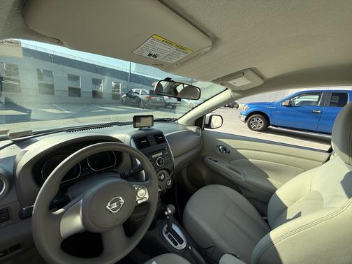 2014 Nissan Versa 1.6 SV