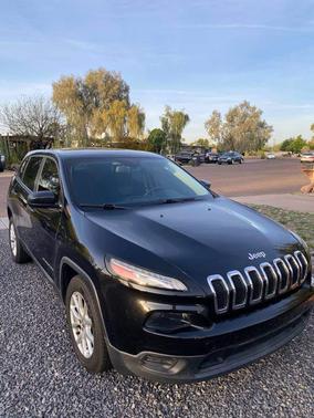 Black 2015 Jeep Cherokee Sport