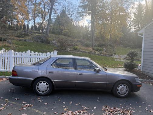 1993 Lexus LS 400 Base