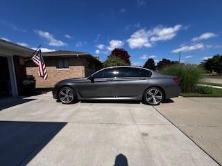 2016 BMW 750 i xDrive