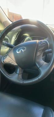 Black 2013 INFINITI JX35 Base
