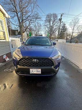 2024 Toyota Corolla Cross LE