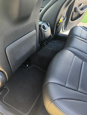 2019 Mercedes-Benz GLC 300 Base