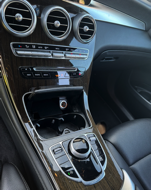 2019 Mercedes-Benz GLC 300 Base
