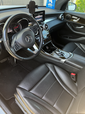 2019 Mercedes-Benz GLC 300 Base