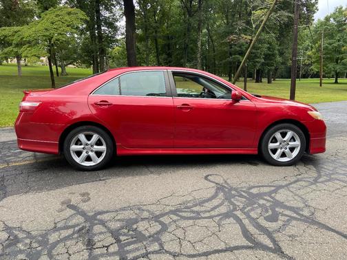Red 2009 Toyota Camry CE