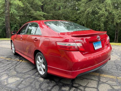 Red 2009 Toyota Camry CE