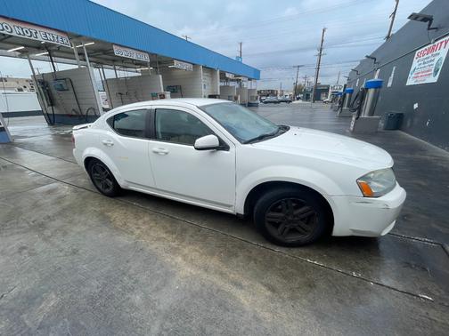 2010 Dodge Avenger R/T