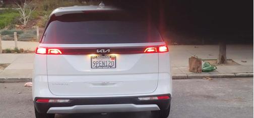 2024 Kia Carnival LX