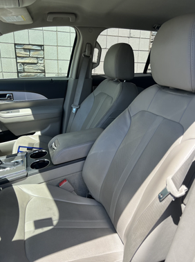 2015 Lincoln MKX Base