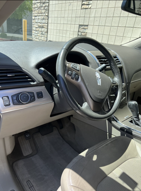 2015 Lincoln MKX Base