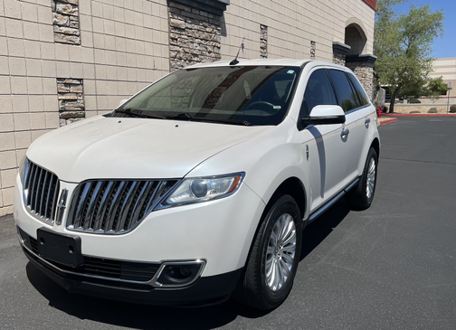 2015 Lincoln MKX Base