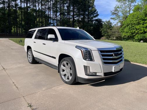 2016 Cadillac Escalade ESV Luxury