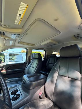 Black 2008 Chevrolet Suburban 1500 LT