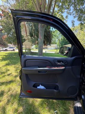 Black 2008 Chevrolet Suburban 1500 LT
