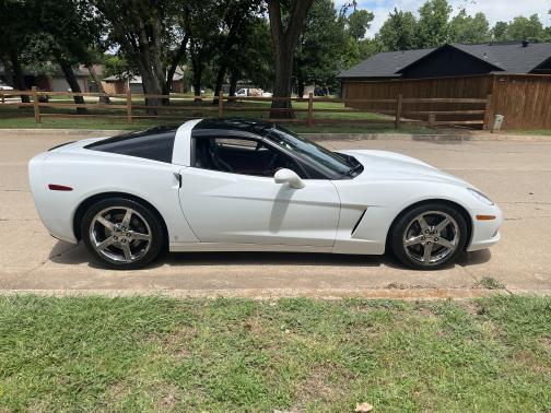 2008 Chevrolet Corvette Base