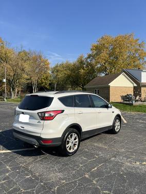 White 2017 Ford Escape SE