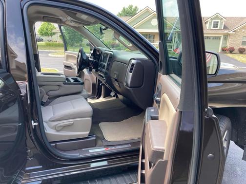 Brown 2018 Chevrolet Silverado 1500 2LT