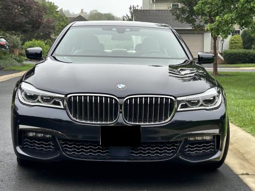 2017 BMW 750 i xDrive