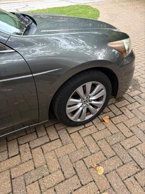 Silver 2011 Honda Accord EX-L